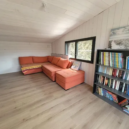 Jolie Maison Bois 8 A 10 Personnes 度假居 *